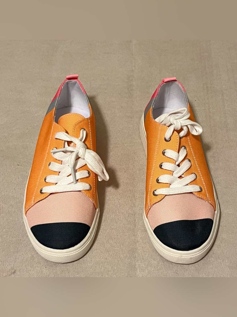 Girls Pencil Inspired Custom Sneakers | Little Girls Size 2 New - Picture 8 of 16